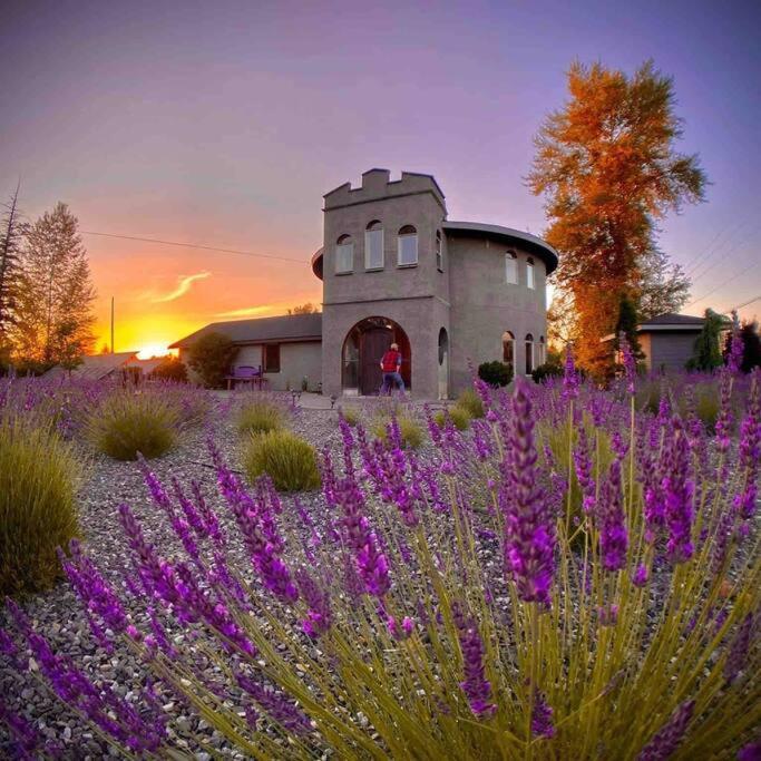 Lavender Castle Villa Sequim Exteriör bild